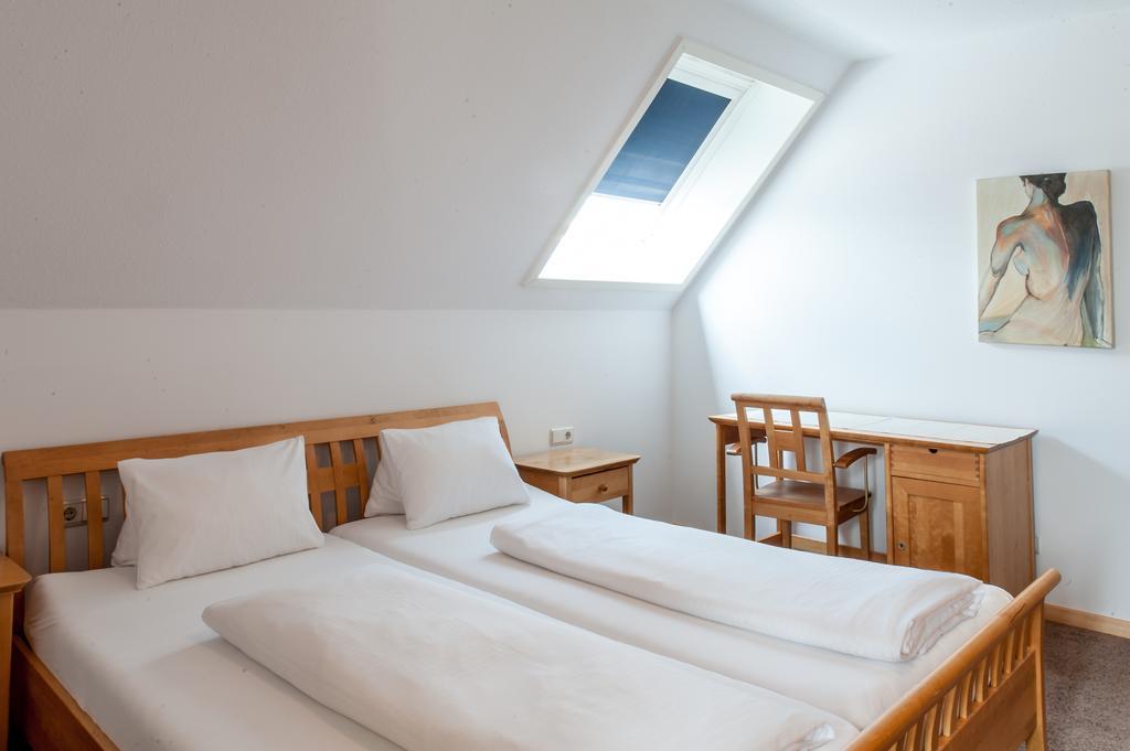 Gastehaus Brugger Bed & Breakfast Bregenz Room photo